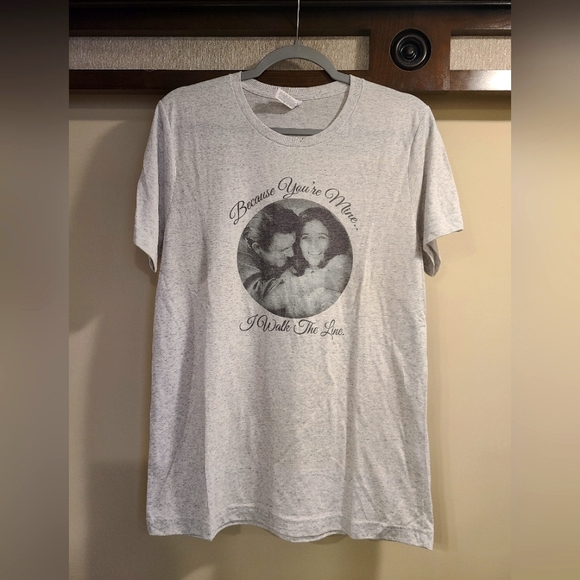 Ladies Johnny Cash Tshirt - Picture 1 of 4